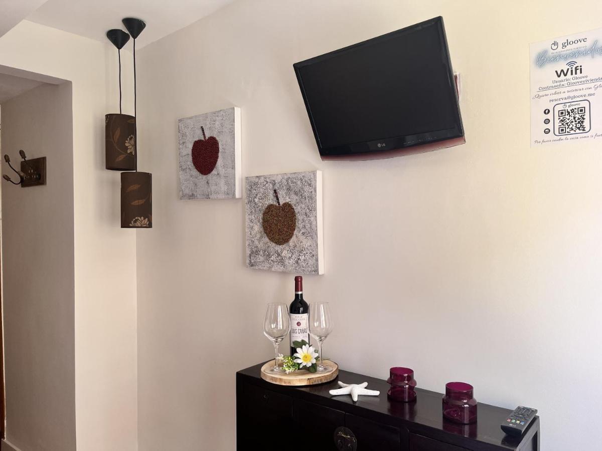 Hostal Nomadas By Gloove Villalba de la Sierra Esterno foto